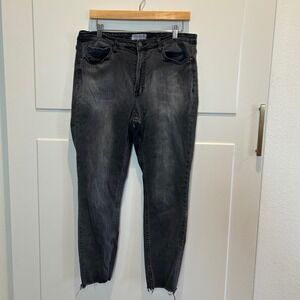 Judy Blue 1XL Black Wash Distressed High Rise Cropped Raw Hem Jeans 33" waist